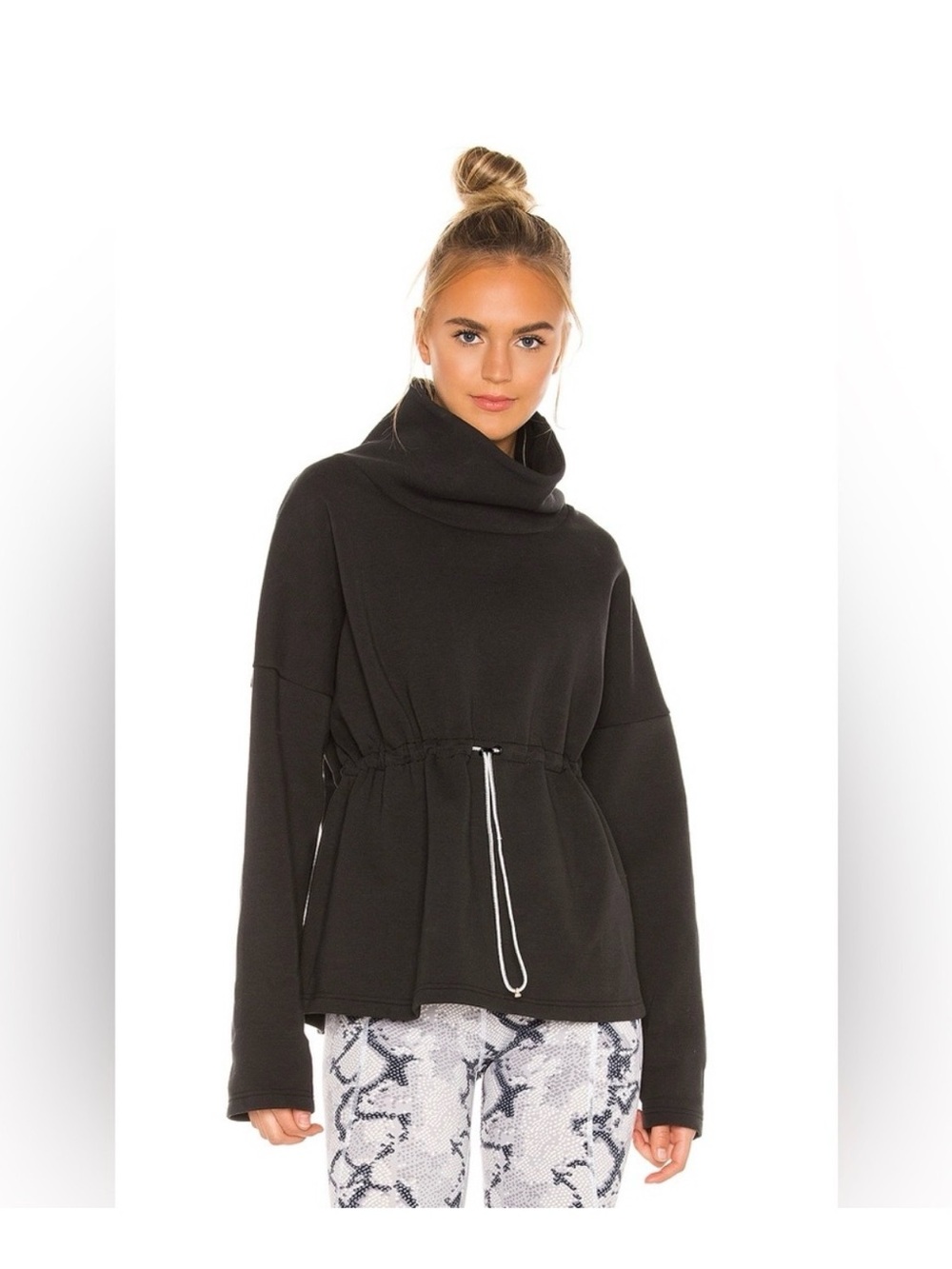 Varley Barton black funnelneck sweatshirt L drawstring minimalist oversized top
